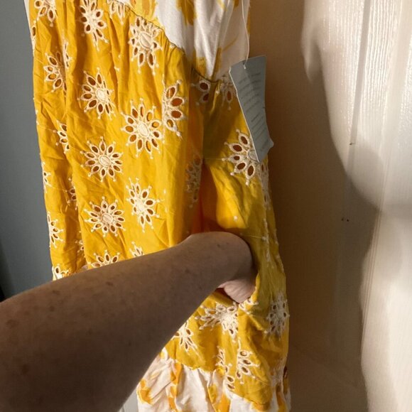 Melloday Floral Yellow & White Tiered Dress Square Neck & Ruffled Boho flowy L - Picture 10 of 13